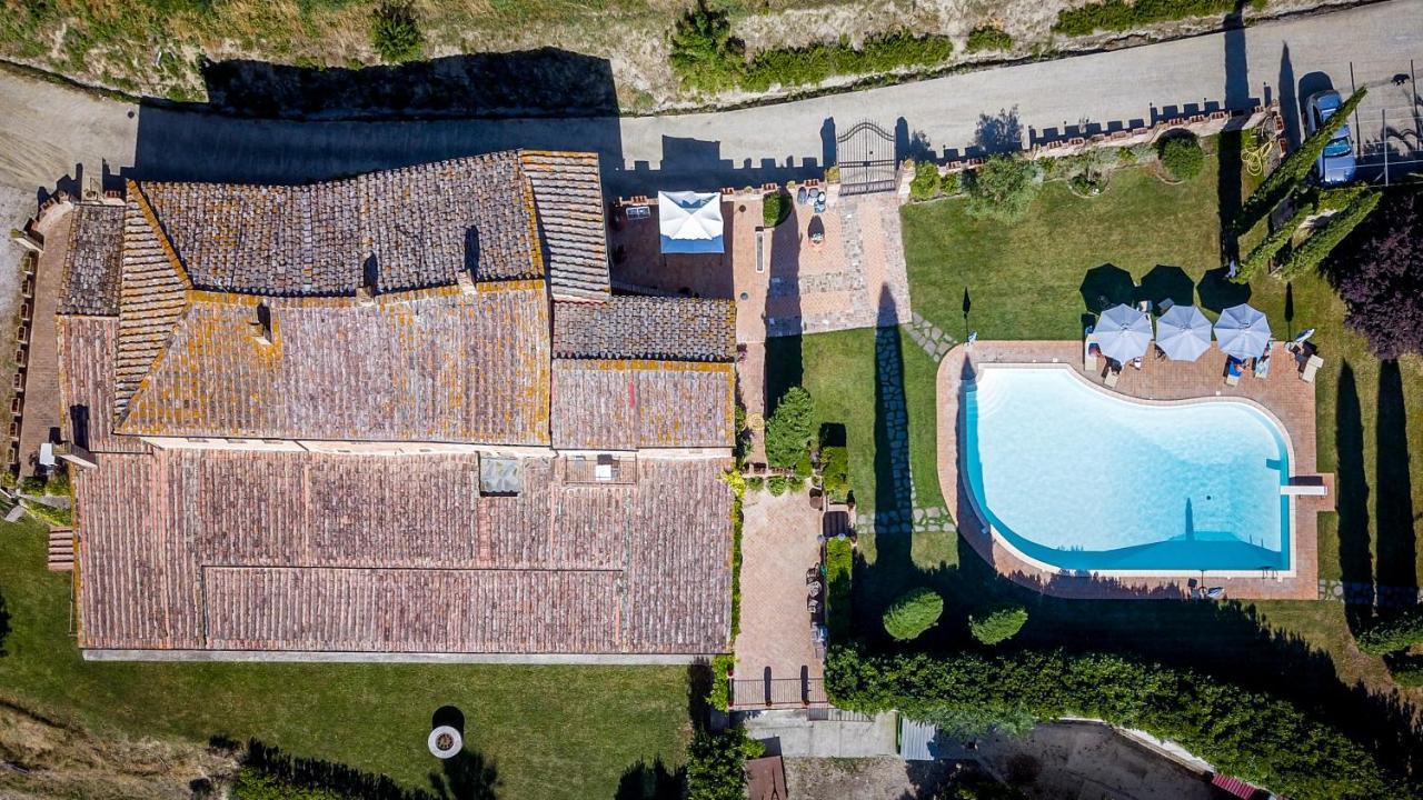 Agriturismo S. Eurosia Монтальчино Экстерьер фото